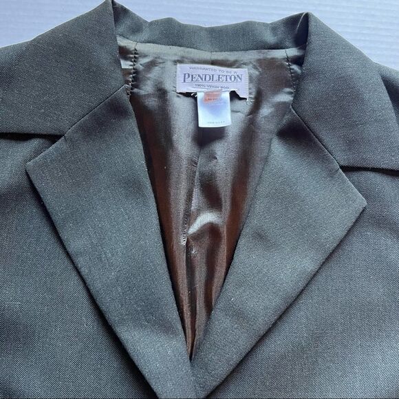 Pendleton Petite Skirt and Jacket set dark green Size 16 Wool padded shoulders - Picture 9 of 15